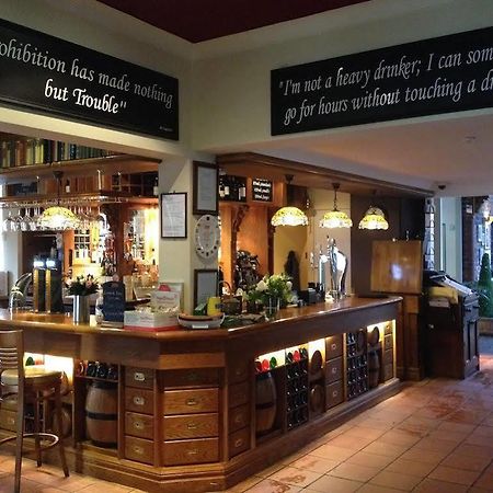 The Royal Oak, Kelsall Экстерьер фото